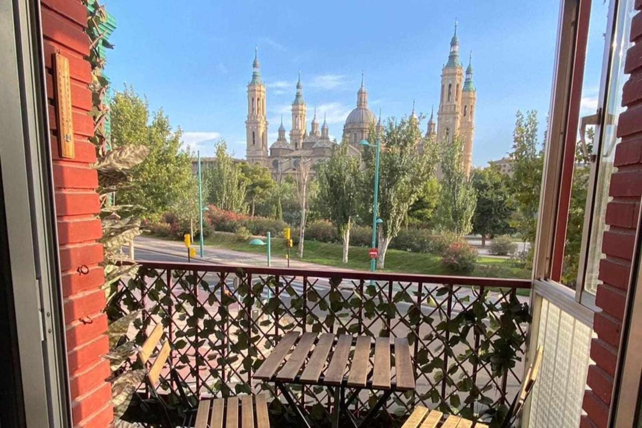 Front Views To El Pilar Comotucasa Saragossa Exterior foto